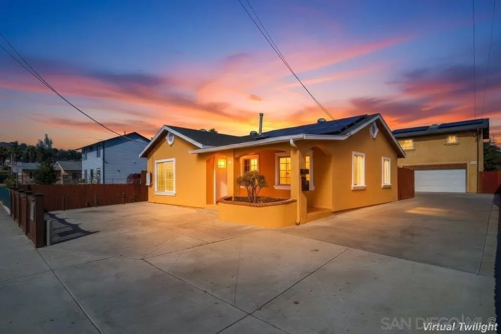 Photo of 796-98 W Washington Ave, El Cajon, CA 92020 (MLS # 250043401)