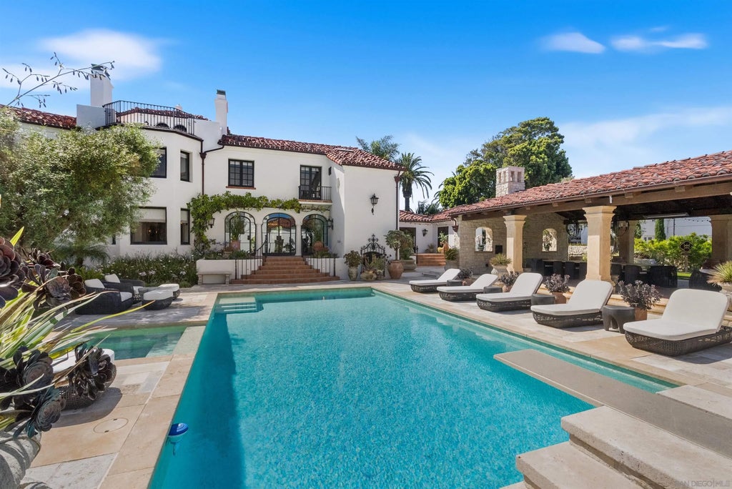 Photo of 1127 F Ave, Coronado, CA 92118 (MLS # 260024374)