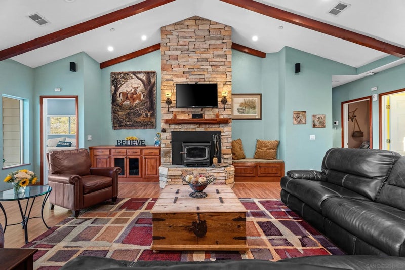 4103 Pine Hills Rd