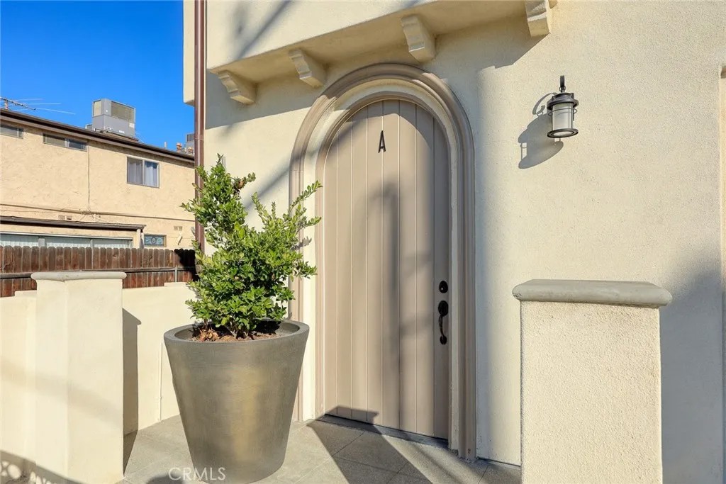 1222 Temple City Blvd