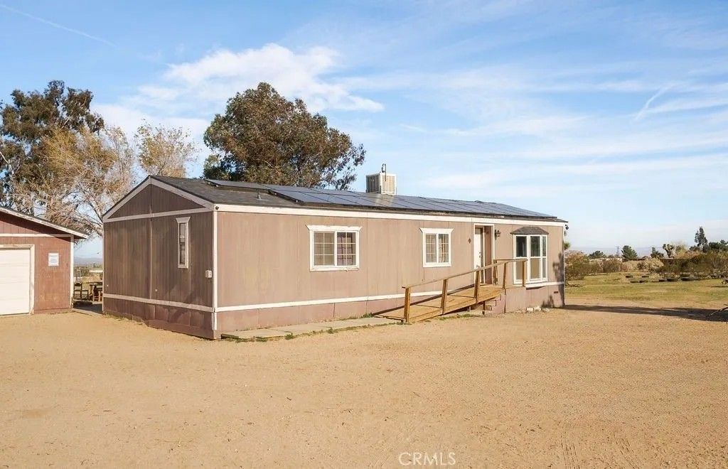 Photo of 5132 Sunset Road, Phelan, CA 92371 (MLS # CV25280563)