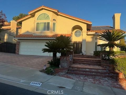 Photo of 20475 Via Infanta, Yorba Linda, CA 92887 (MLS # PW25272026)