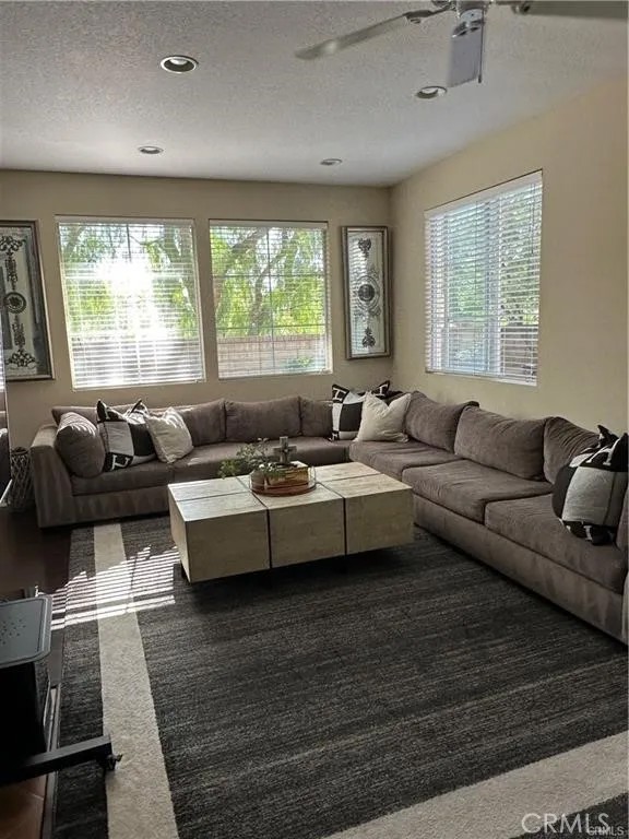 27976 Trillium Lane