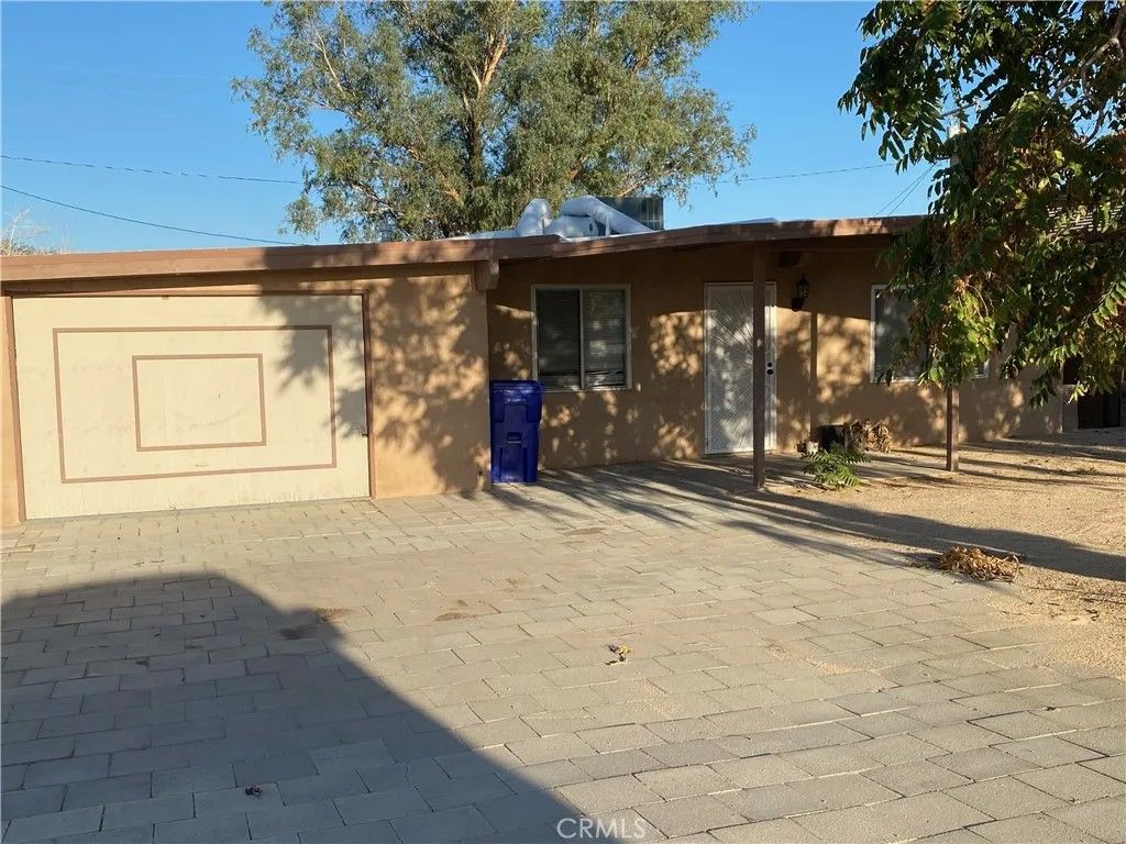 Photo of 5429 Encelia, 29 Palms, CA 92277 (MLS # JT25266490)