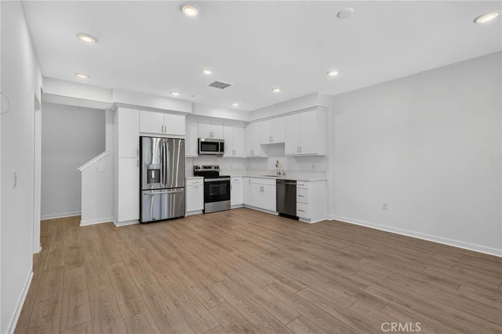 431 Paradiso Place