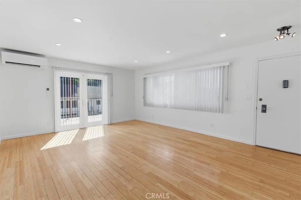1115 Cordova Street 123
