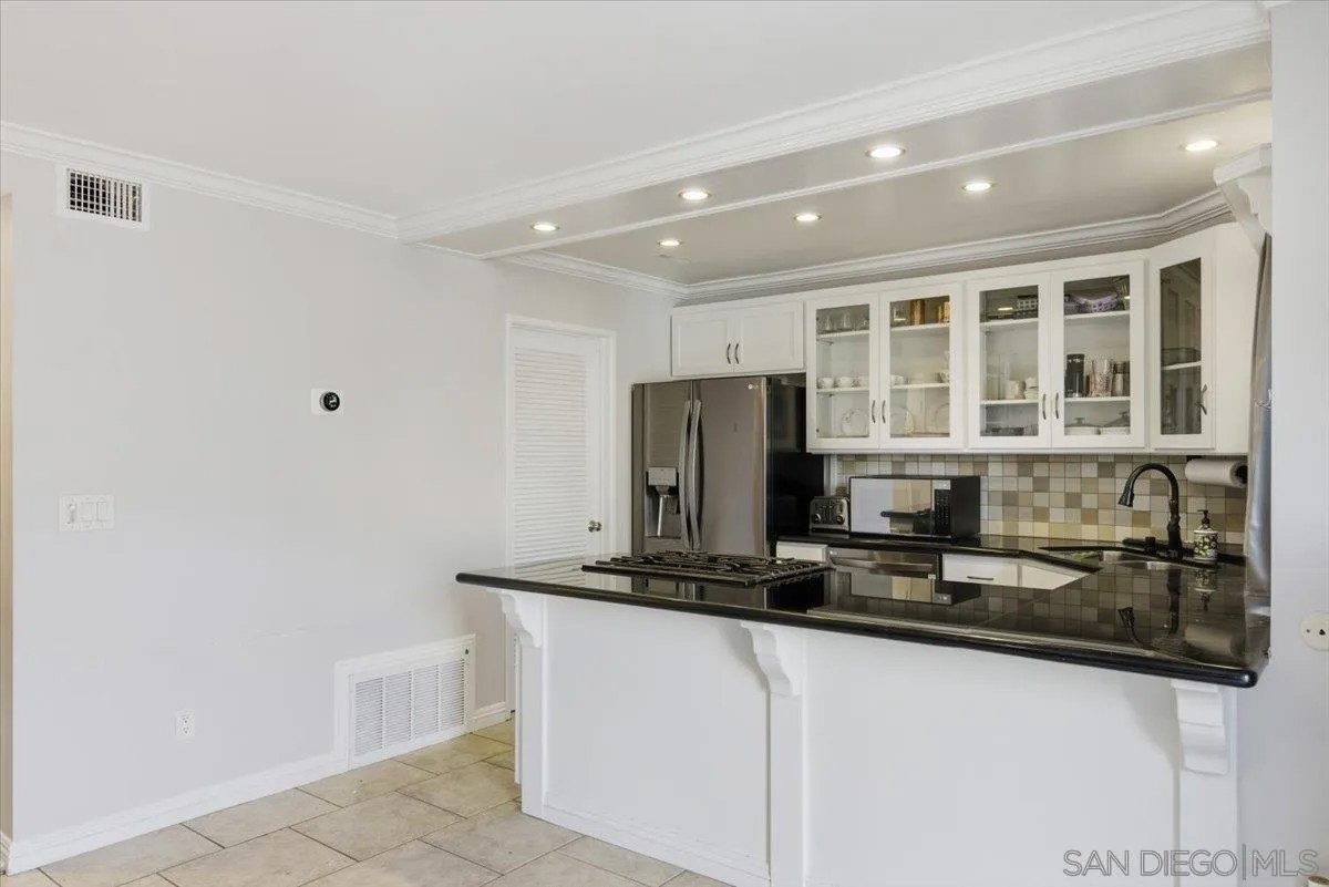 5230 Mount Alifan Dr