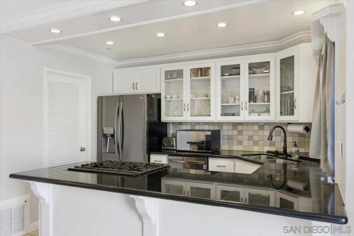 5230 Mount Alifan Dr