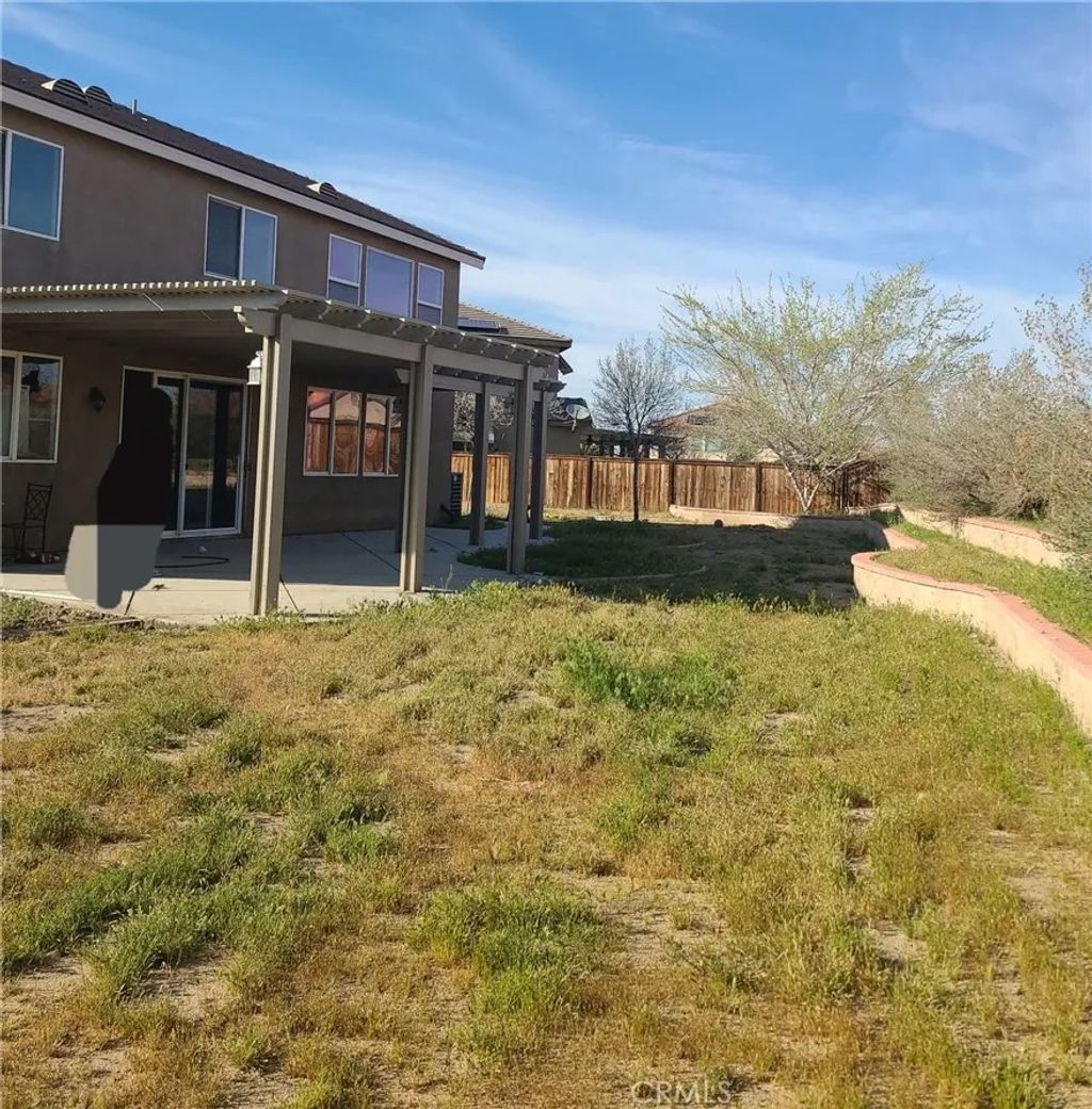 Photo of 13637 Larkspur Court, Victorville, CA 92394 (MLS # CV26064293)