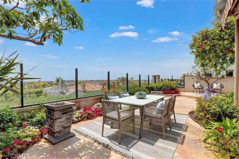 1402 Sea Ridge Drive