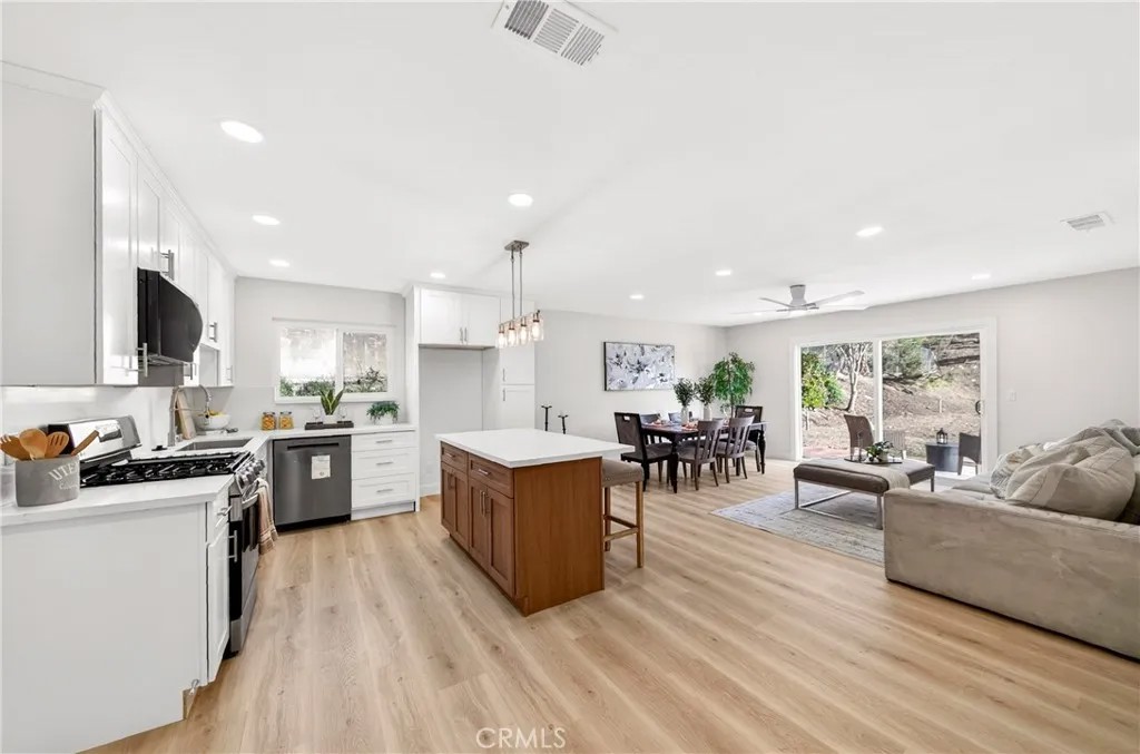 5146 E Parker