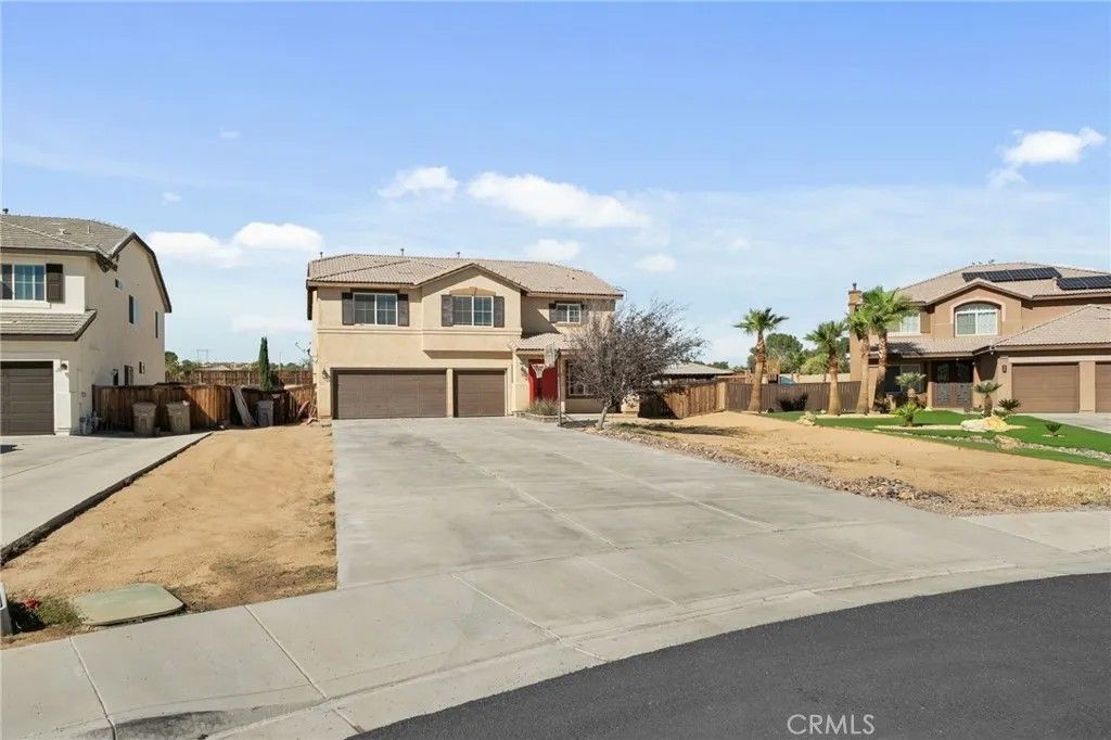 Photo of 8168 April Avenue, Hesperia, CA 92345 (MLS # IG25200302)