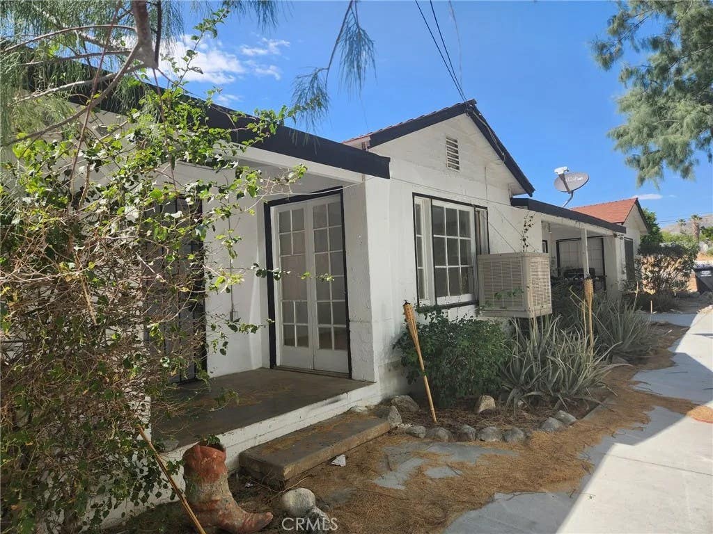 Photo of 66271 Buena Vista, Desert Hot Springs, CA 92240 (MLS # DW26094141)