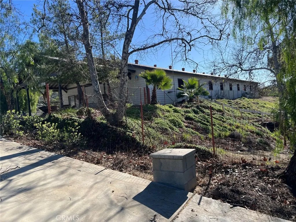 37220 Quarter Valley Road