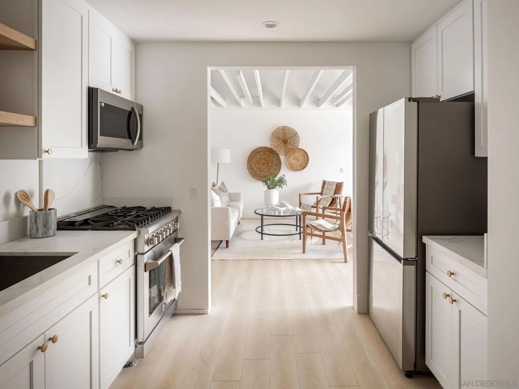 Photo of 148-150 North Acacia, Solana Beach, CA 92075 (MLS # 250039518)