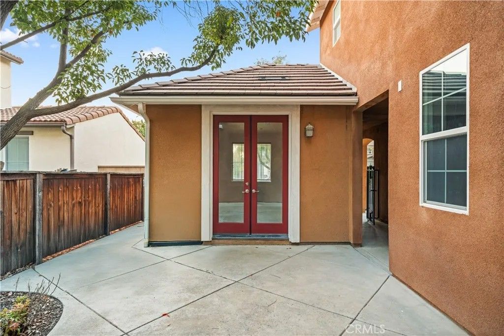 Photo of 10877 Cameron Ct, Corona, CA 92883 (MLS # WS25242493)