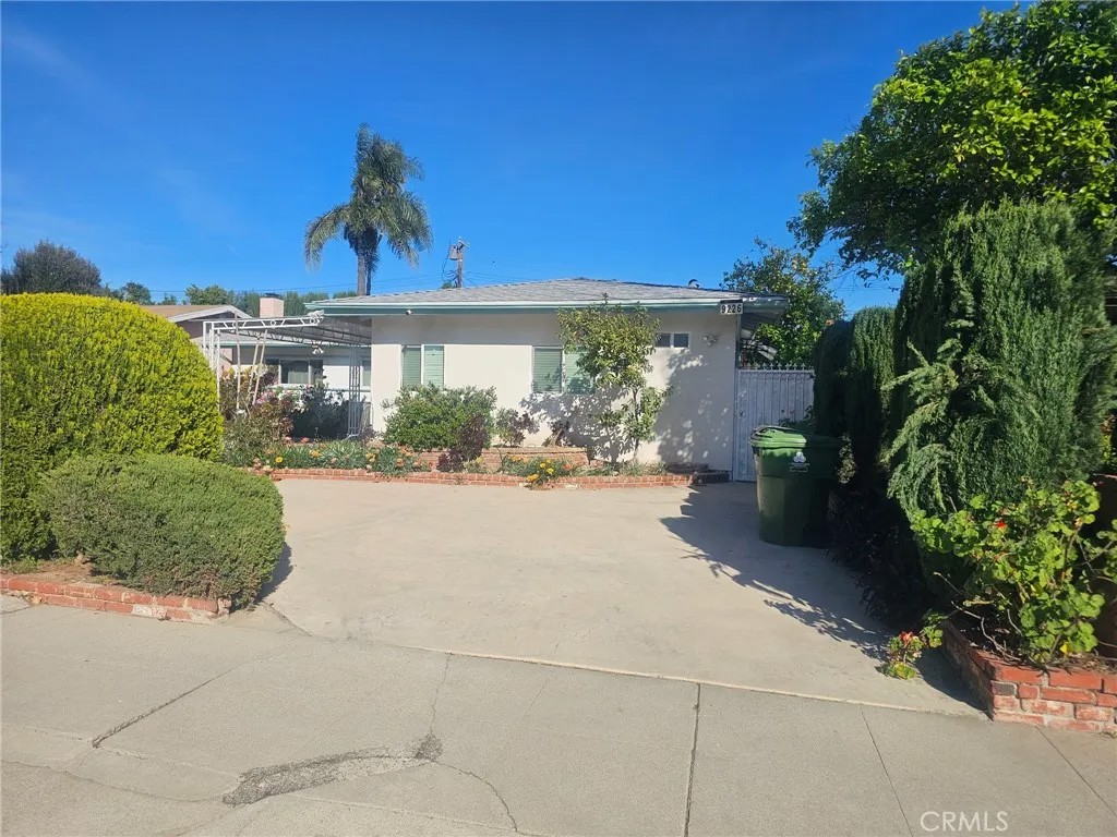 9224 N Gothic Avenue