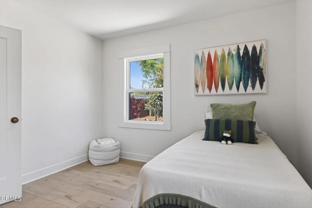325 W Mission Avenue