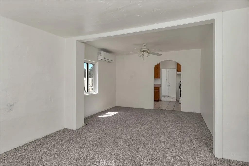 7 Acacia Ave