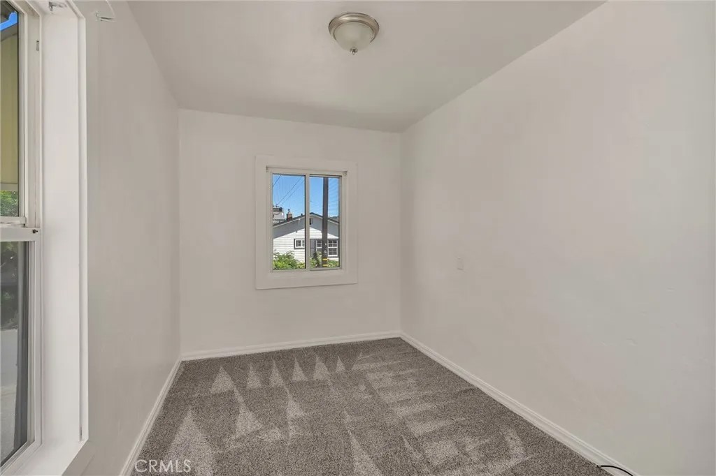 7 Acacia Ave
