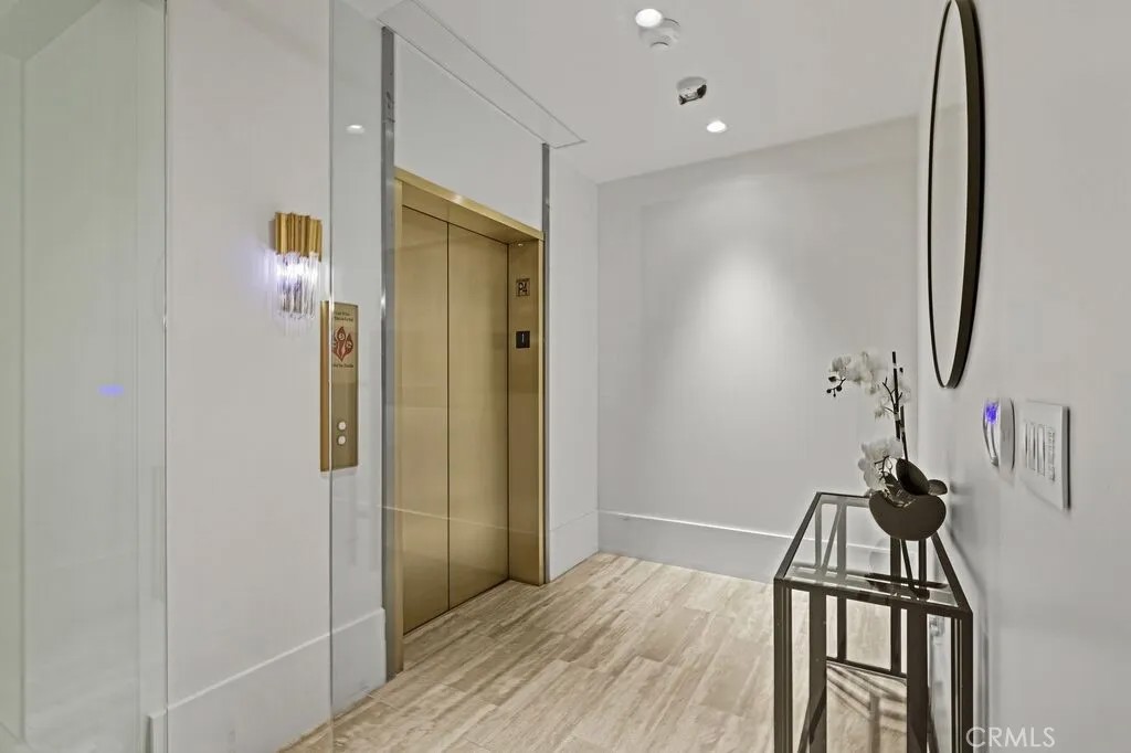8420 W Sunset Boulevard 108
