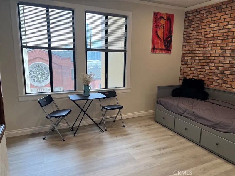 315 W 3rd 5A