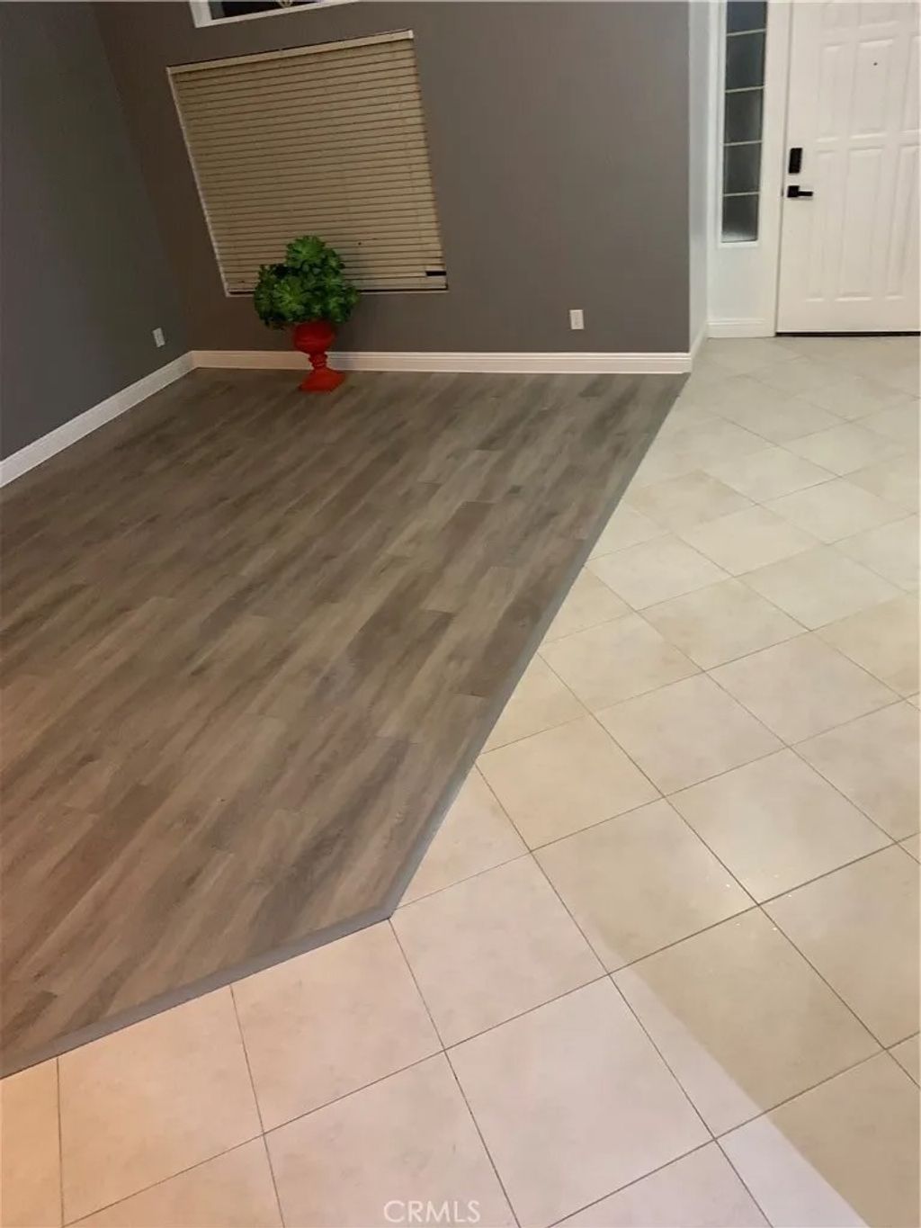 Photo of 12350 Roadrunner Ln, Victorville, CA 92392 (MLS # CV26077308)