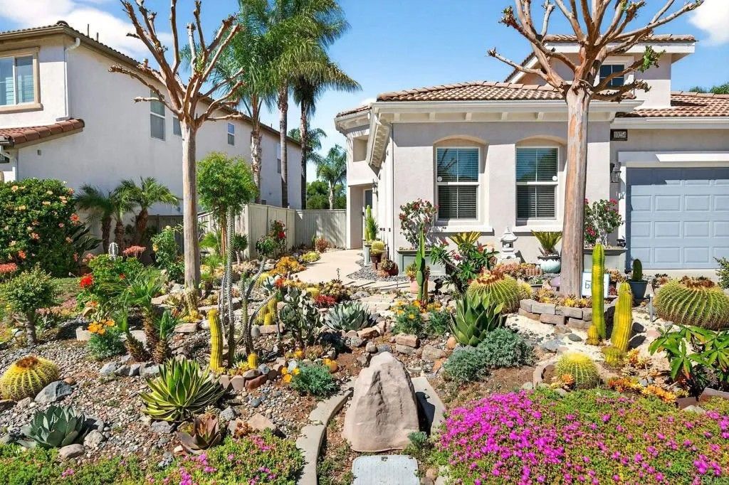 Photo of 10254 Spruce Woodlands Way, Escondido, CA 92026 (MLS # NDP2603046)