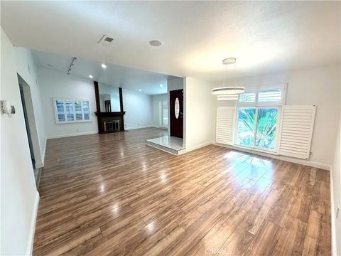 Tiny photo for 21317 Candice, Chatsworth, CA 91311 (MLS # SR25277213)