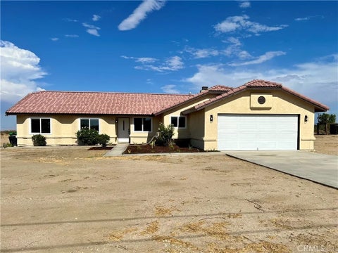 Photo of 13377 Paramount Road, Phelan, CA 92371 (MLS # DW26171674)