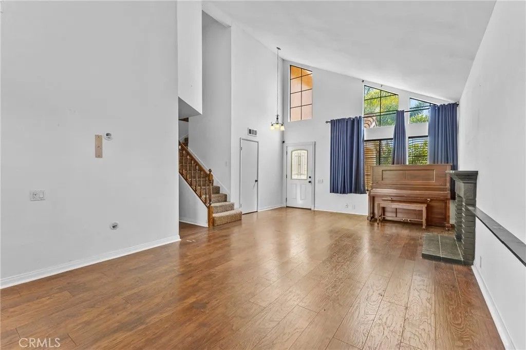 Photo of 1034 Bridle Path, Oceanside, CA 92057 (MLS # SW26093419)
