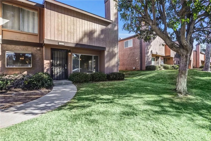 122 Tamarisk