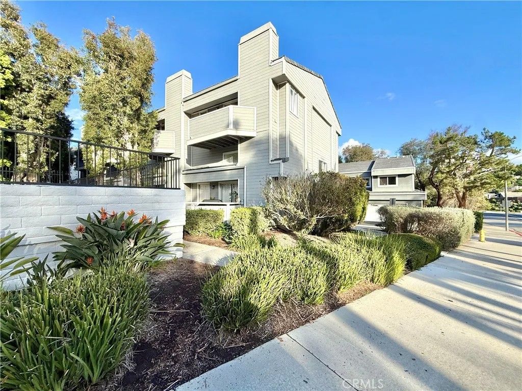 Photo of 24847 Nueva Vista, Laguna Niguel, CA 92677 (MLS # OC26026599)