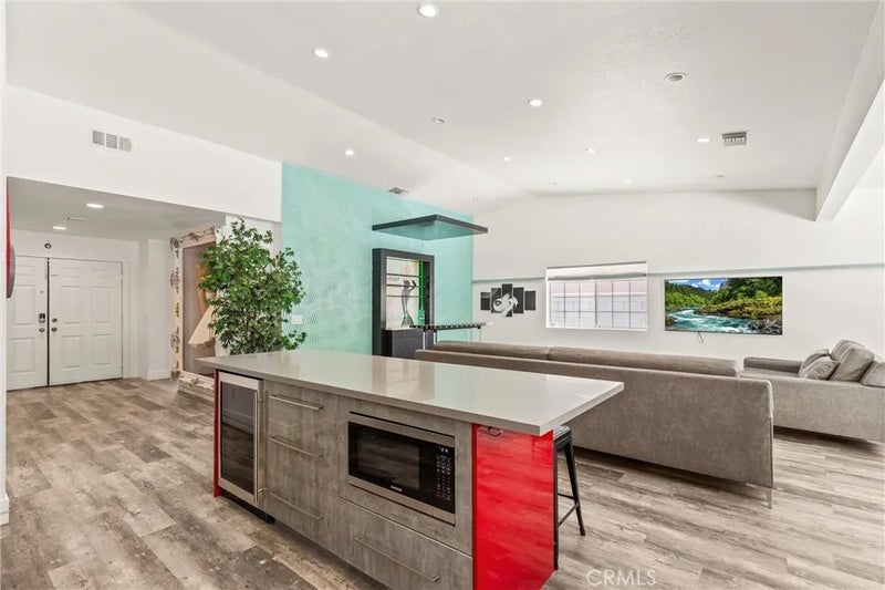 68805 Panorama Road