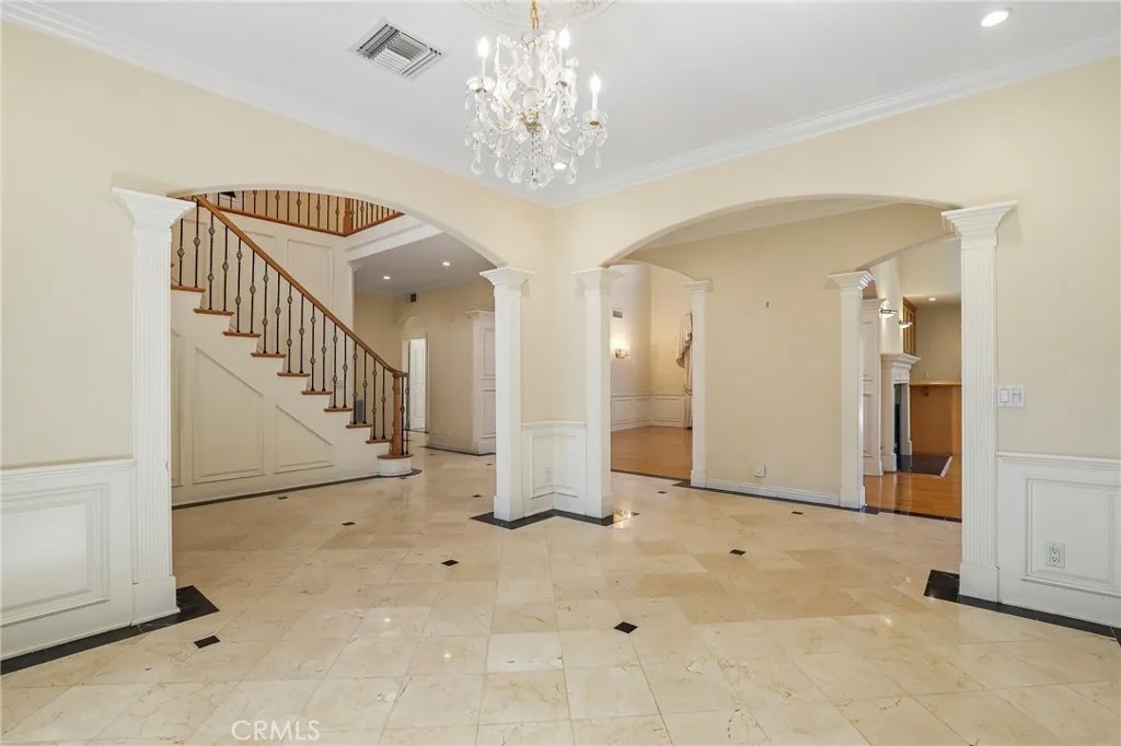 14659 Valley Vista