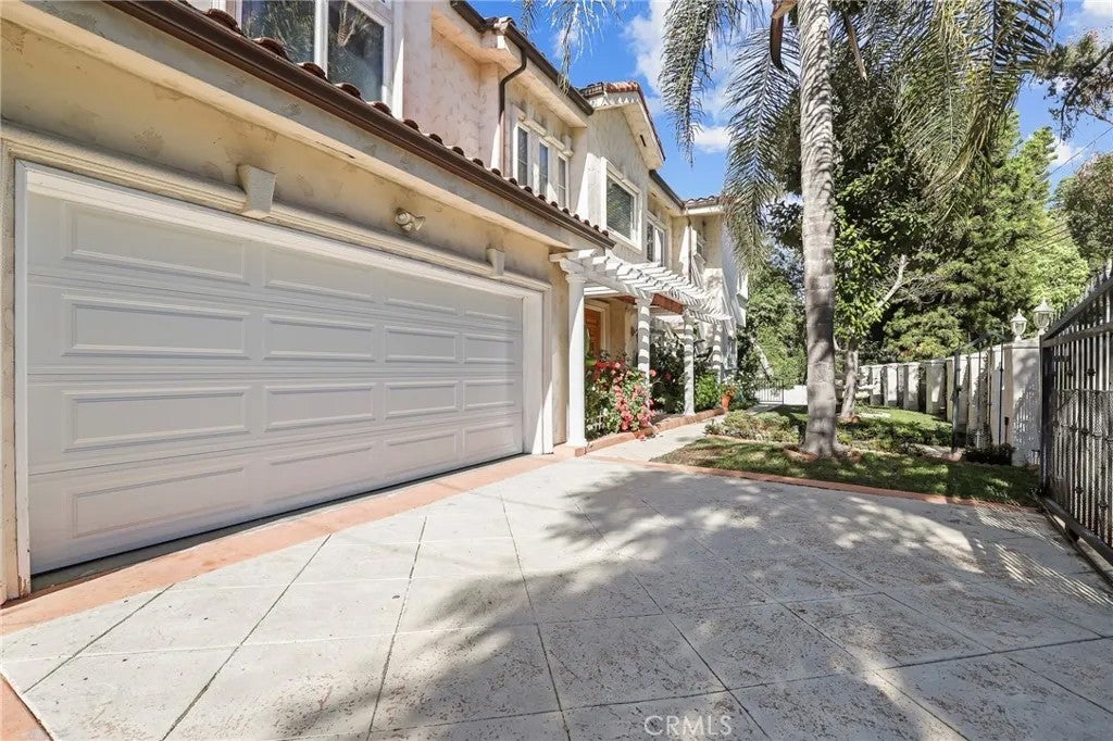 14659 Valley Vista