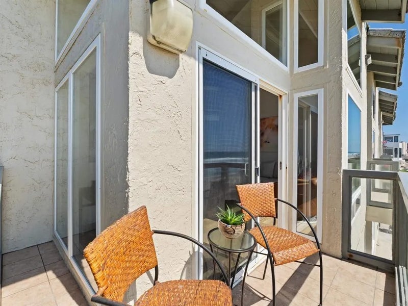 1230 Seacoast Drive 5