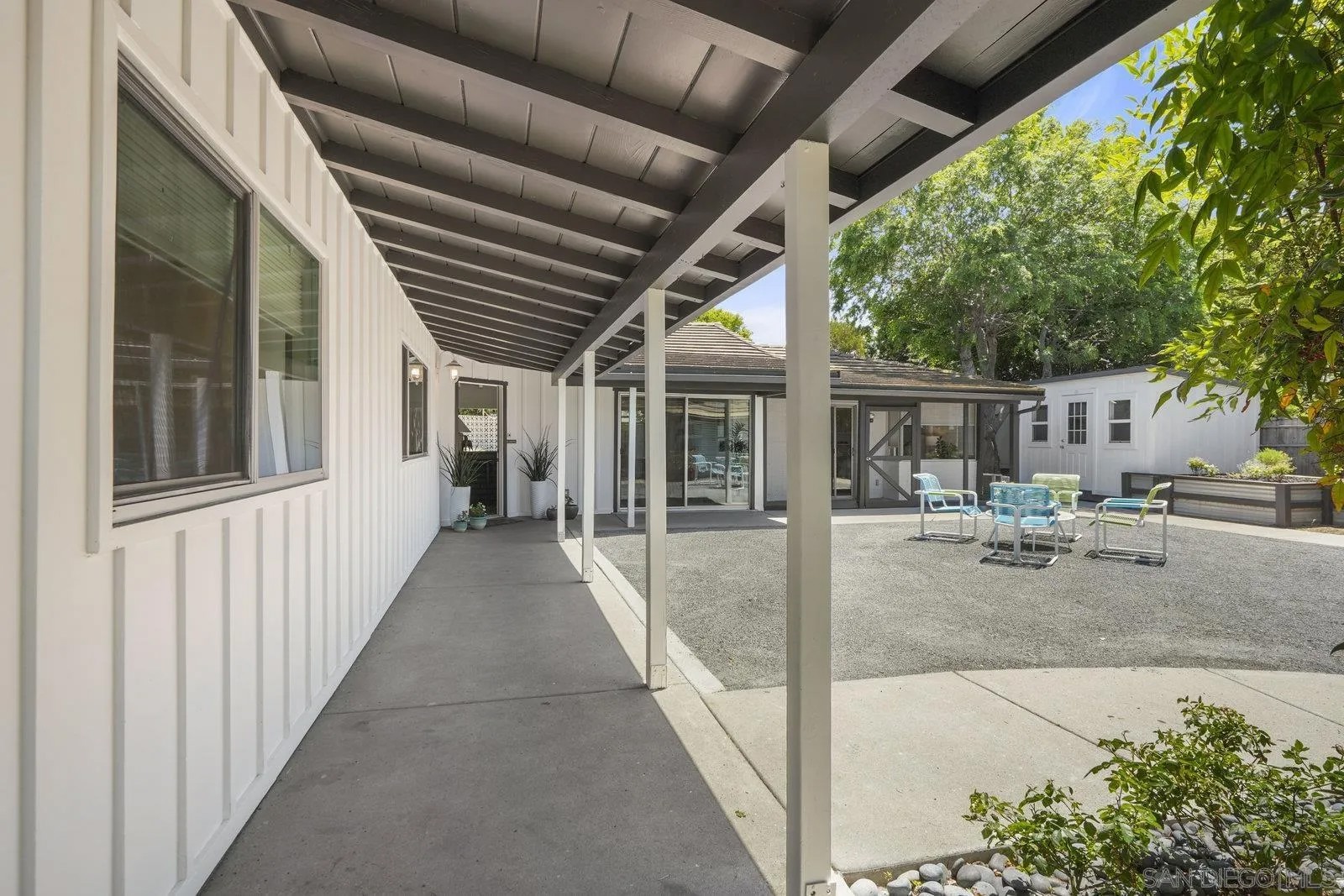 4877 Lorraine Dr