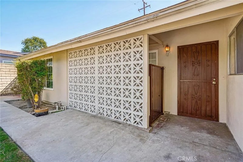3248 La Puente Road