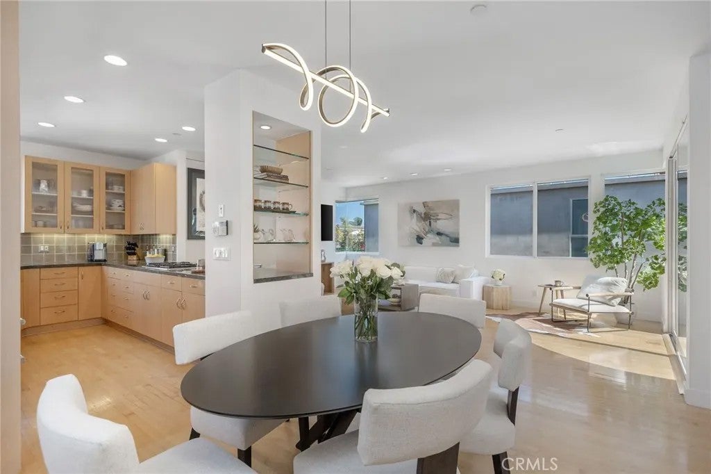 2303 Vista Drive