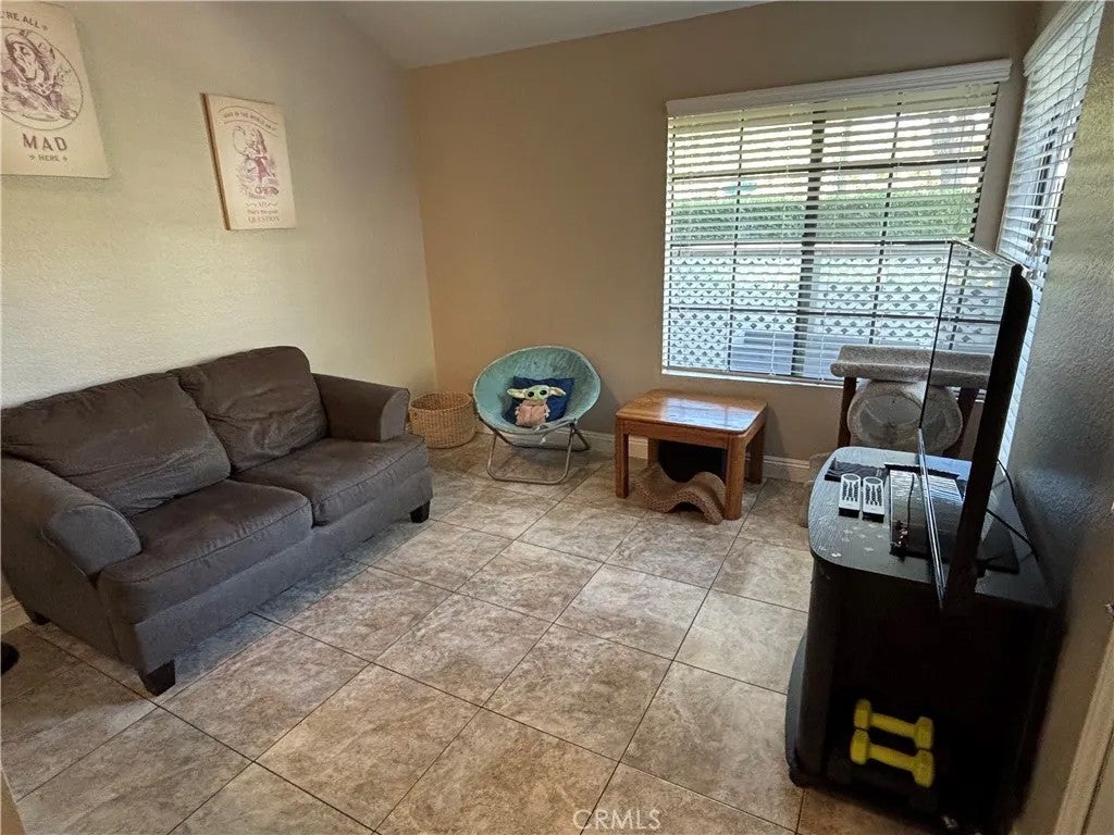 8360 Branchwood