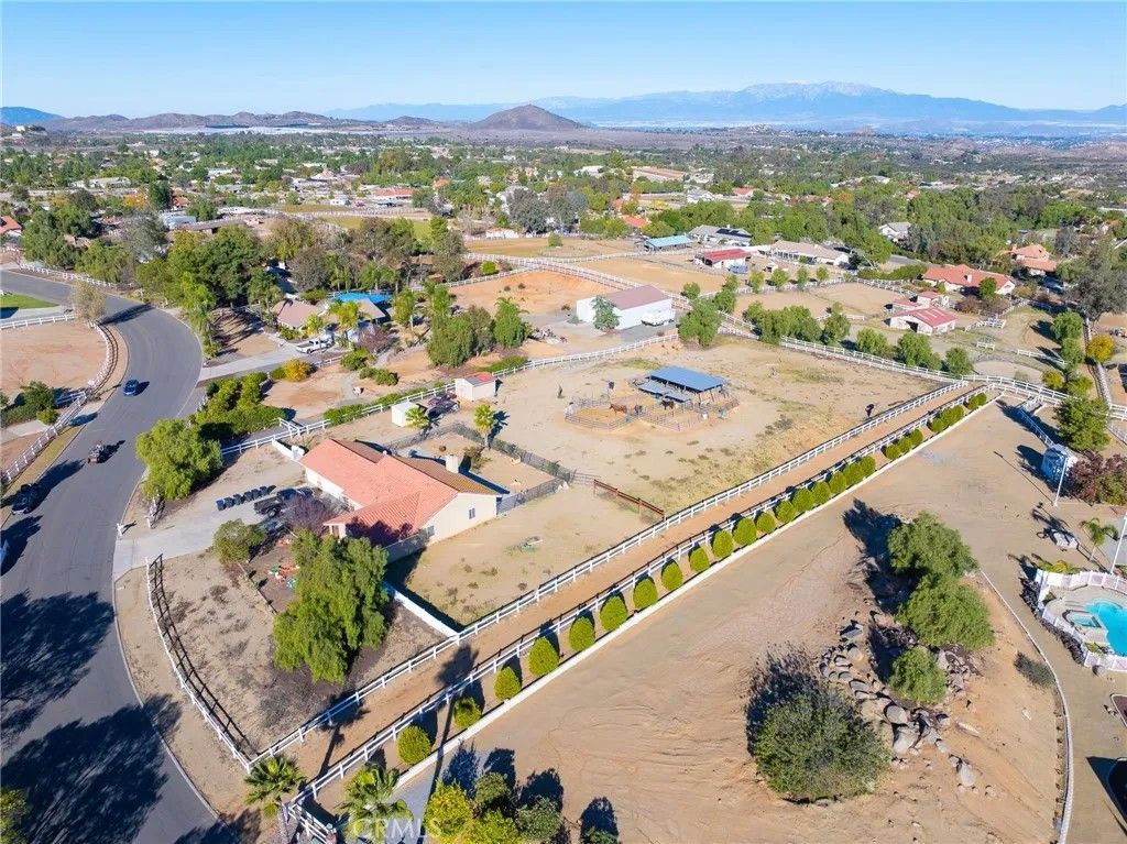 Photo of 17874 El Mineral Rd, Perris, CA 92570 (MLS # IV25262542)