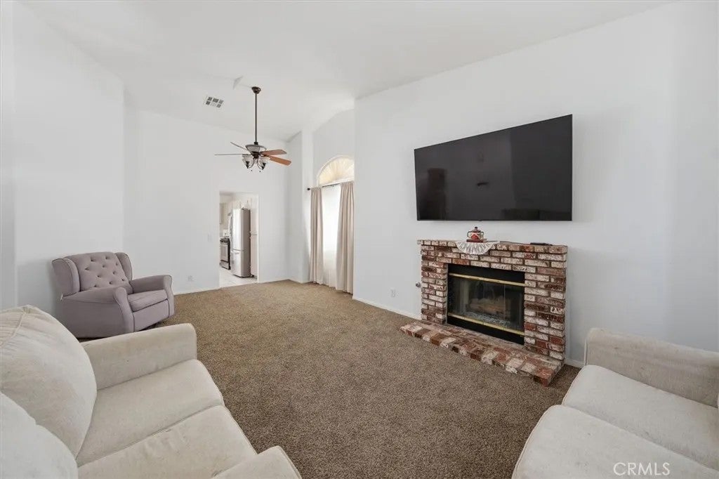 4141 De Anza