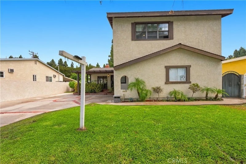 946 S Mccloud