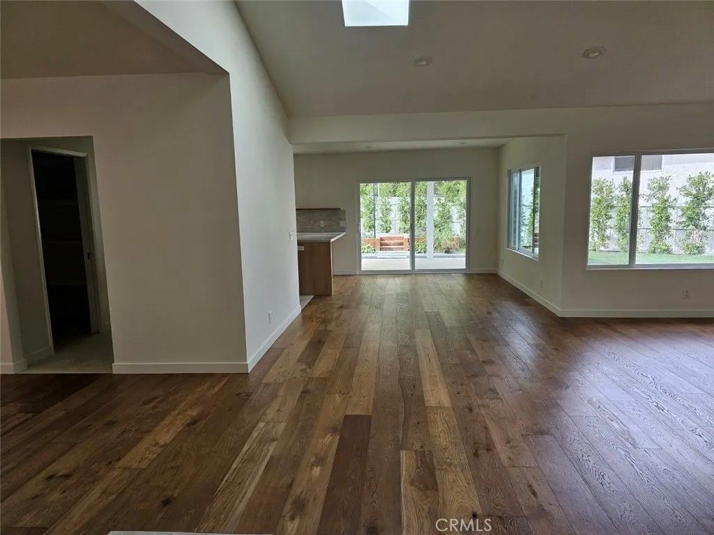 Photo of 909 Brightstone Court, Westlake Village, CA 91361 (MLS # SR26039262)