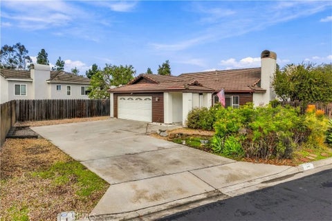 Photo of 1666 Appaloosa WAY, Oceanside, CA 92057 (MLS # SW26192508)