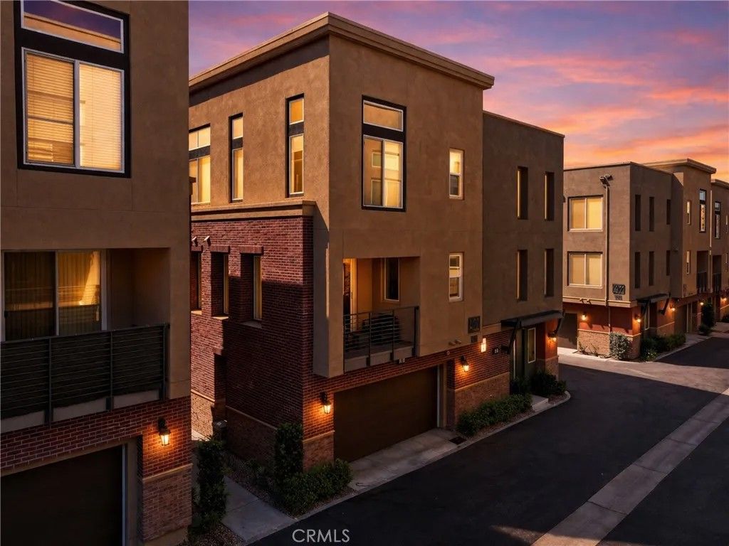 Photo of 422 W Route 66 #29, Glendora, CA 91740 (MLS # CV26062689)