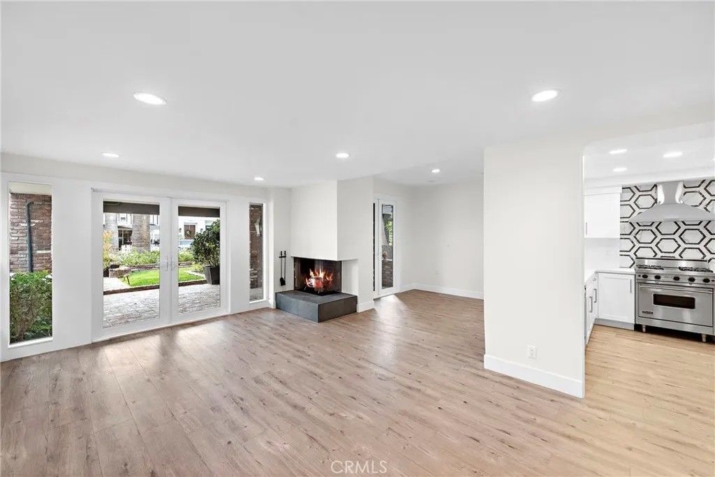 Photo of 411 Goldenrod Ave #A, Corona Del Mar, CA 92625 (MLS # LG26041721)