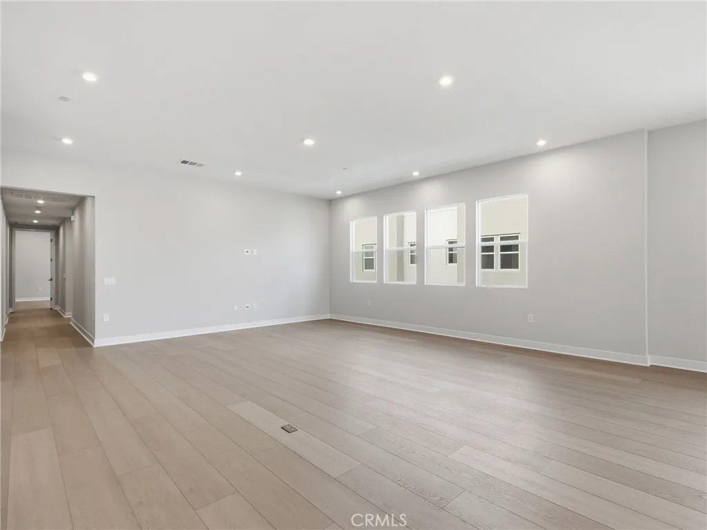 738 Snowberry Place 524