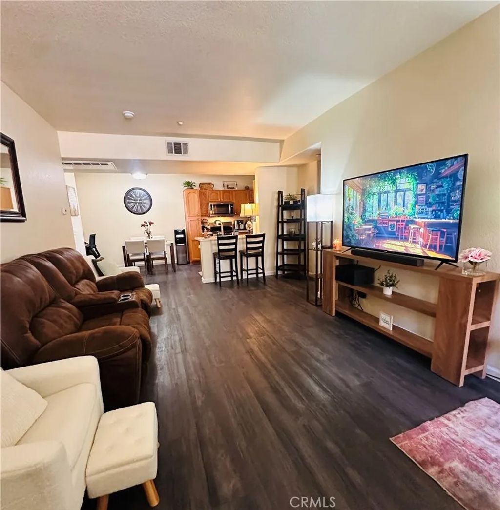 Photo of 41410 Juniper Street #1121, Murrieta, CA 92562 (MLS # RS25220709)